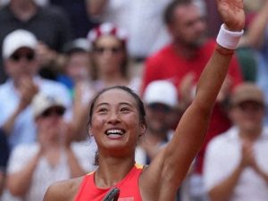 郑钦文因伤退赛 孙心然入围香港站